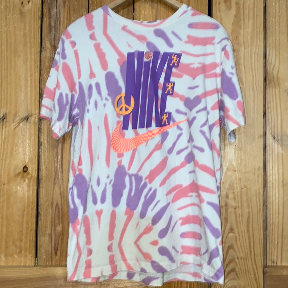 Nike Tee
